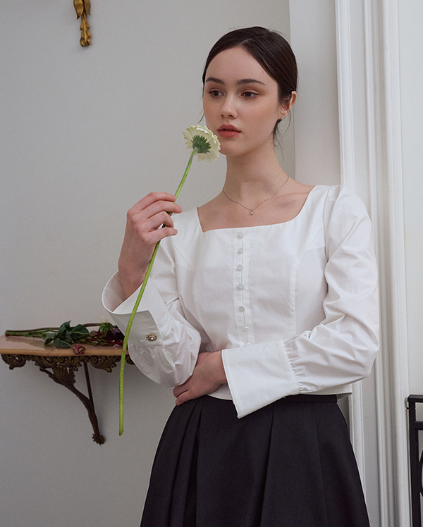 Clara square puff blouse [Off white] Korea