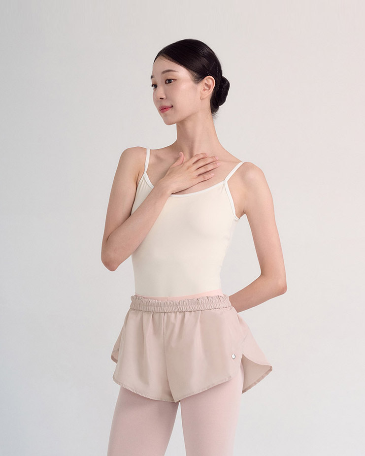 Breeze light shorts [soft pink] Korea